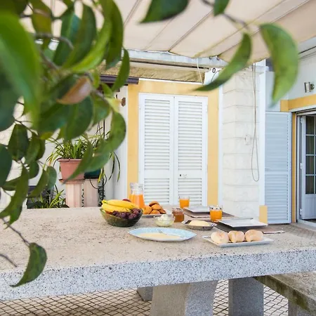 Casa Da Praia De アルファリン